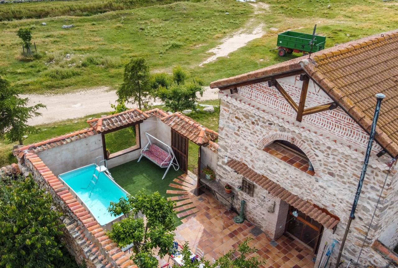 La Casa Del Buho Villa Santa Maria la Real de Nieva Exteriör bild